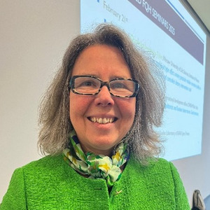 Prof. Dr. Carola Strassner